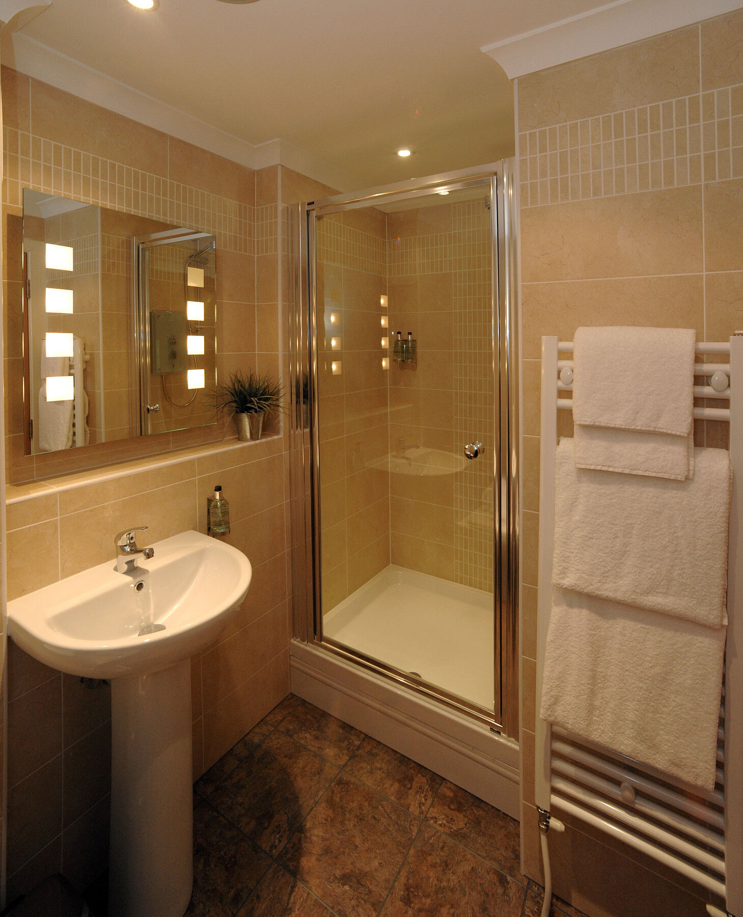 Fountain Court Apartments - Grove Executive EDI Zimmer foto